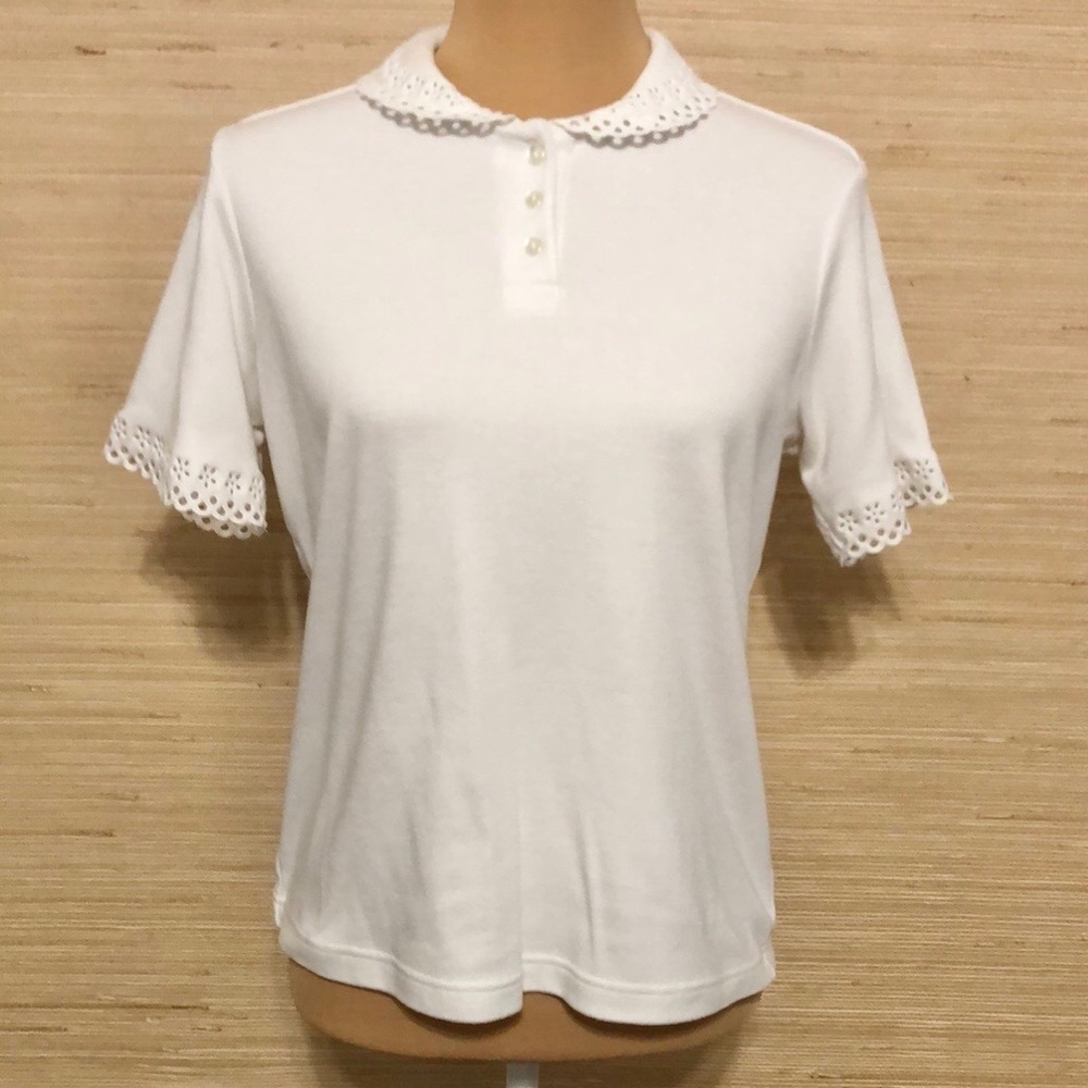Blair White Short Sleeve T-Shirt with Peter Pan Floral Laser Cut Collar Small